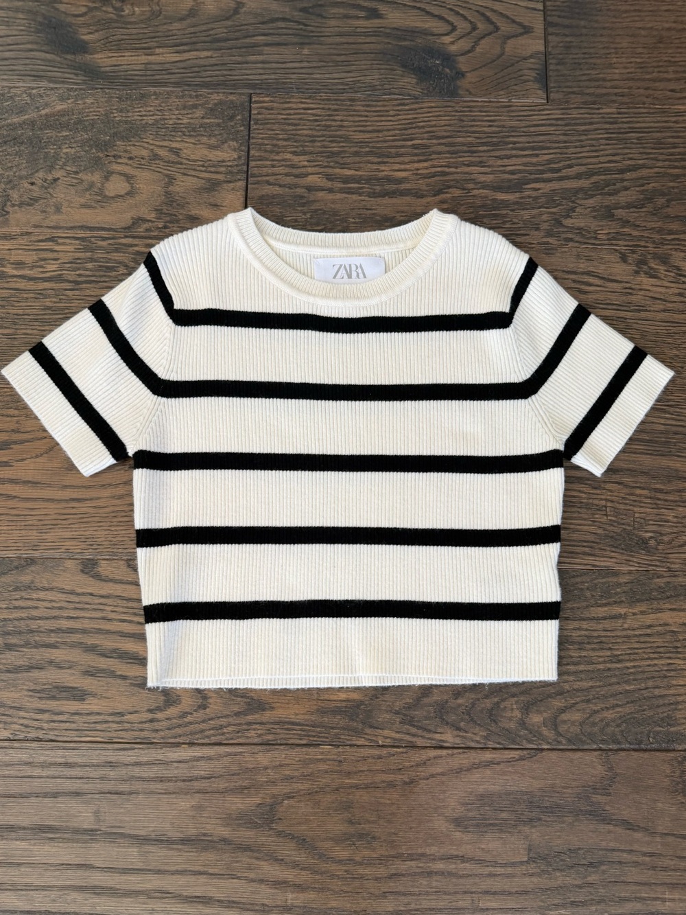 Zara White Girls Short Sleeve Knit Top with Black Stripes Size 9-10